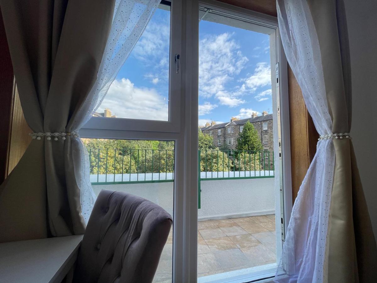 Central Comfy 2 Familyroom Apart Edinburgh Bagian luar foto